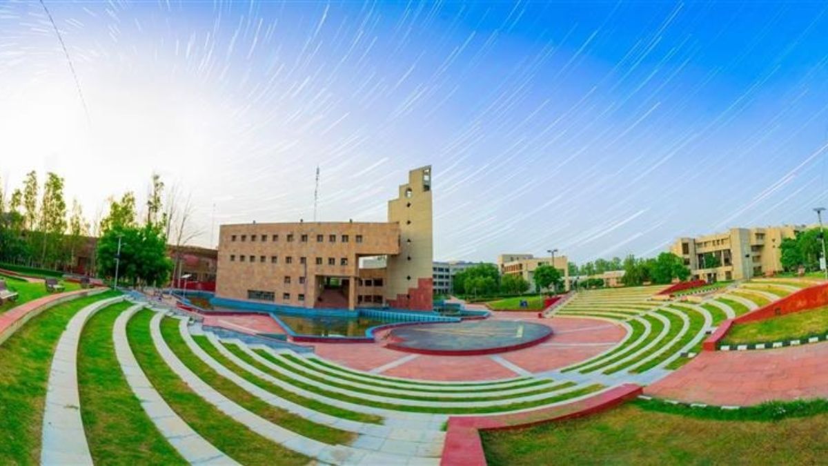 Delhi Technological University